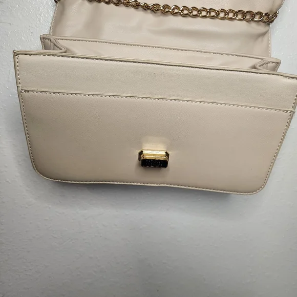 Cream Badgley Mischka Purse - Picture 6 of 11